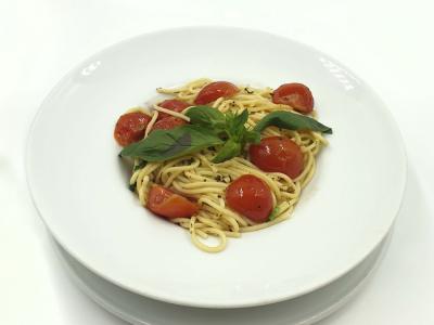 SPAGHETTI AGLIO,OLIO,PEPERONCINI